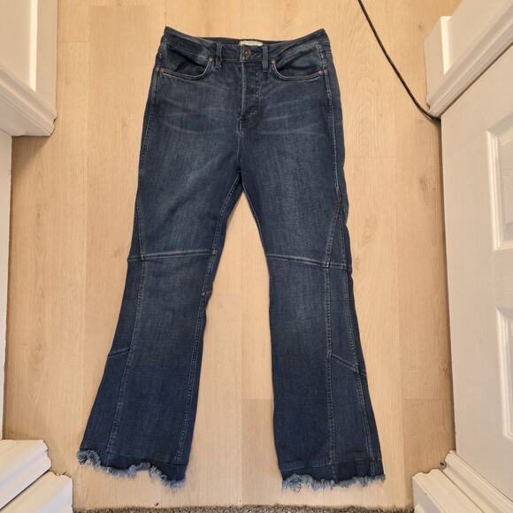 Free People Denim - Free People Medium Wash Raw Hem Structured Stretch Flare Casual Jeans Size 31